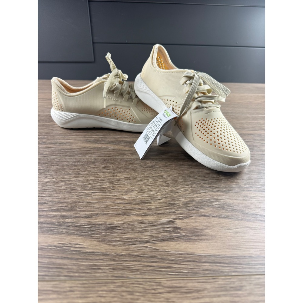 Crocs LiteRide Pacer Womens Sneakers Tan White Sz 9 NWT Lace Closure Lightweight
